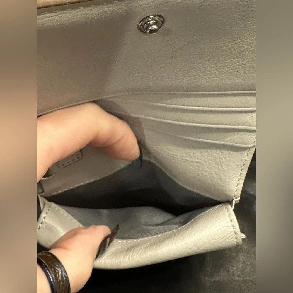 MCM bifold pvc all