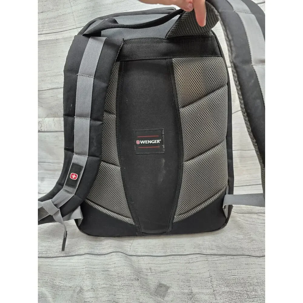 Wenger SwissGear used twice