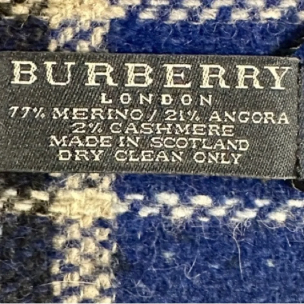 2 Options- Burberry Happy Fringes Scarf