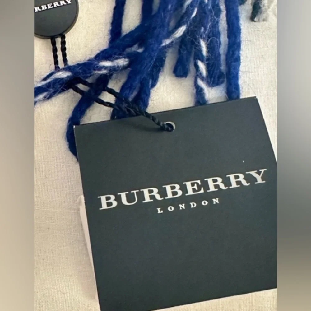 2 Options- Burberry Happy Fringes Scarf