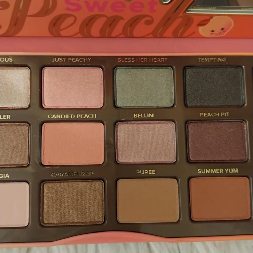 Too Faced 🍑nwt last