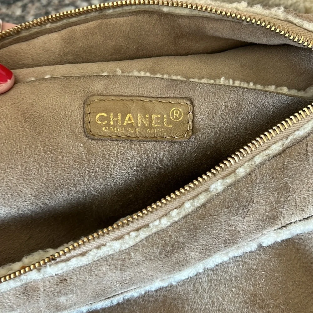Chanel Vintage Shearling CC Hobo