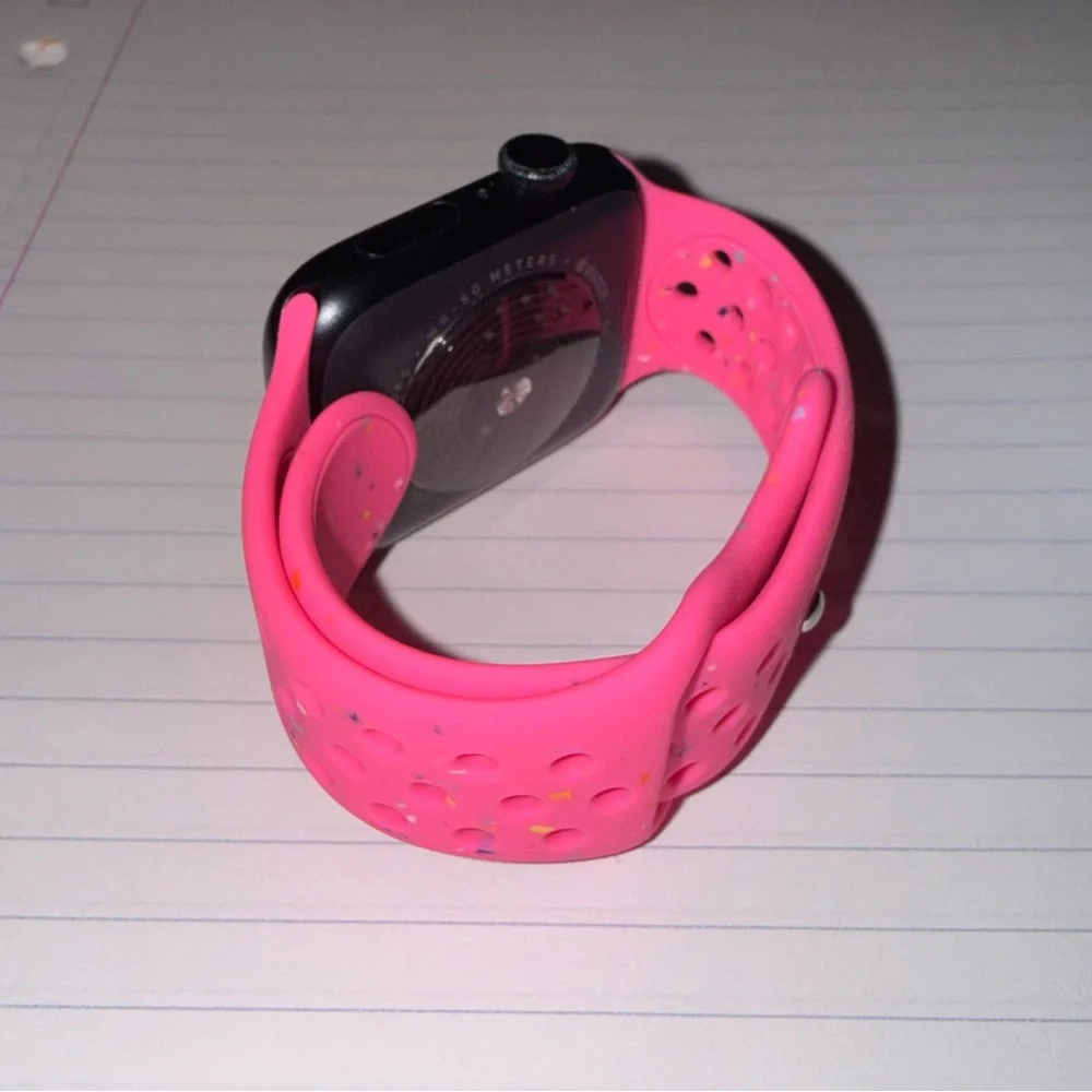 Apple Smartwatch Pink Band