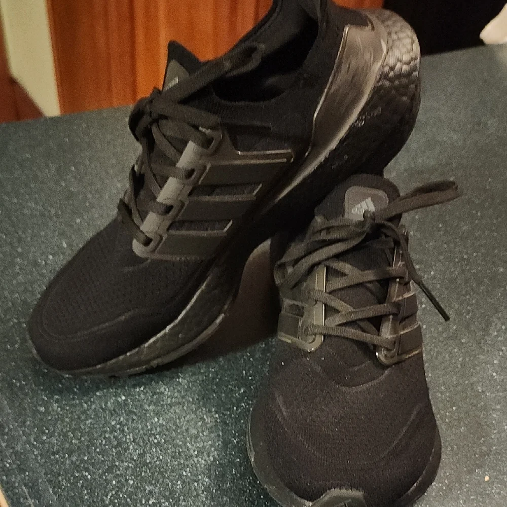 adidas like new