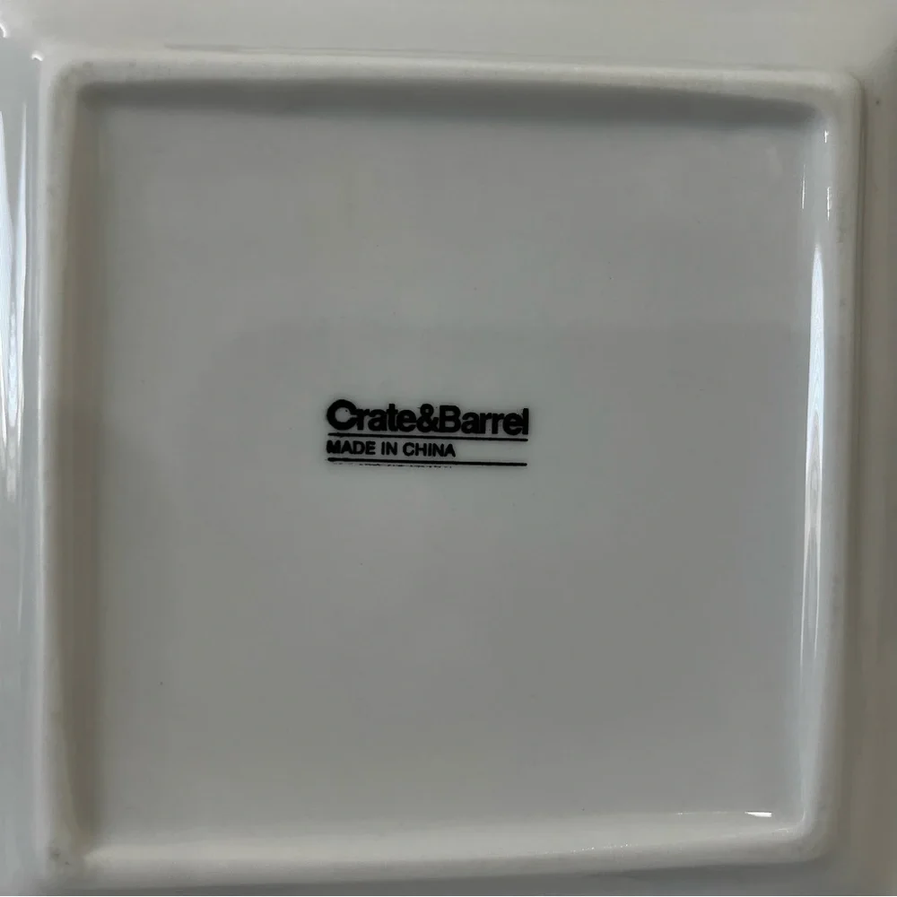 Crate&Barrel excellent crate