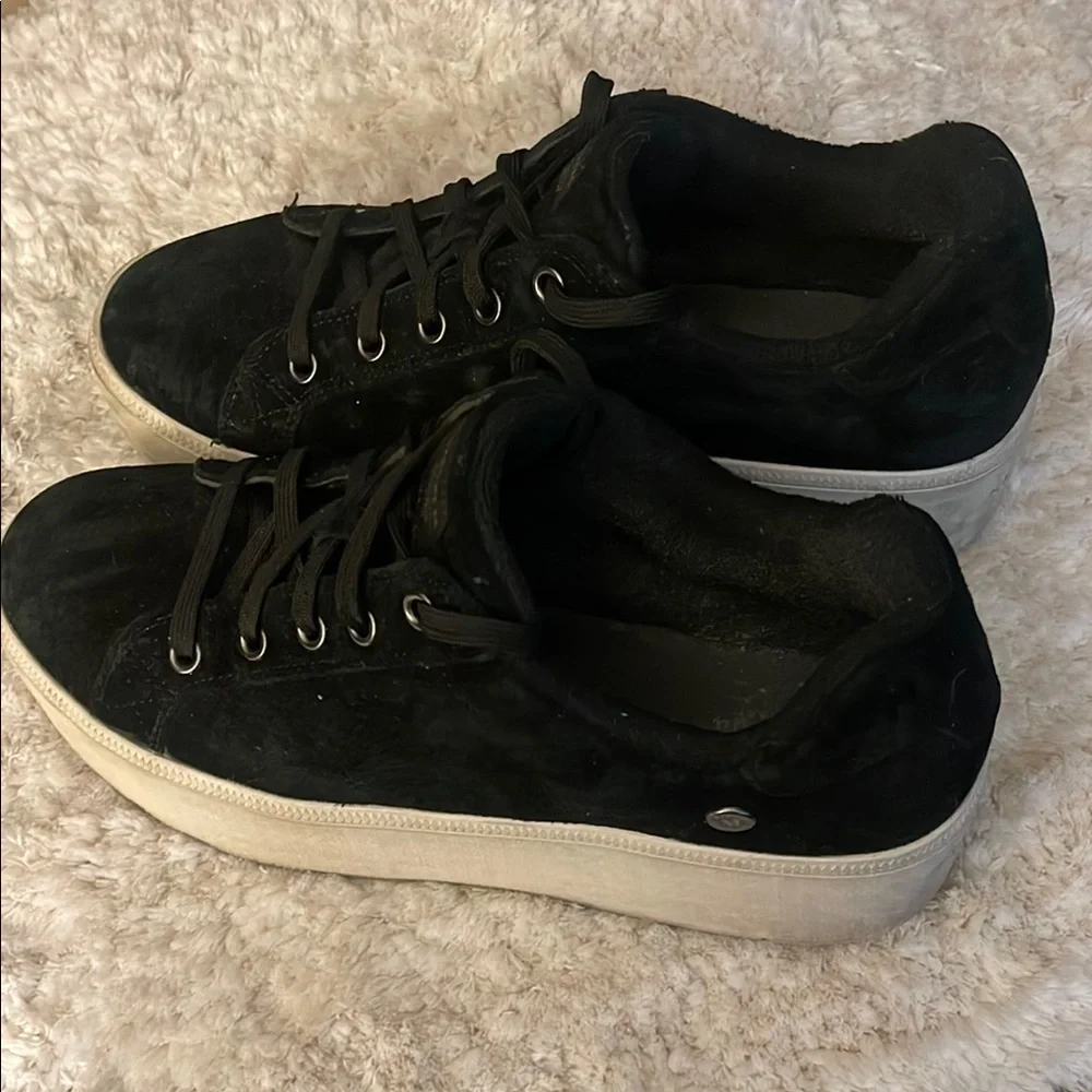 Skechers design up