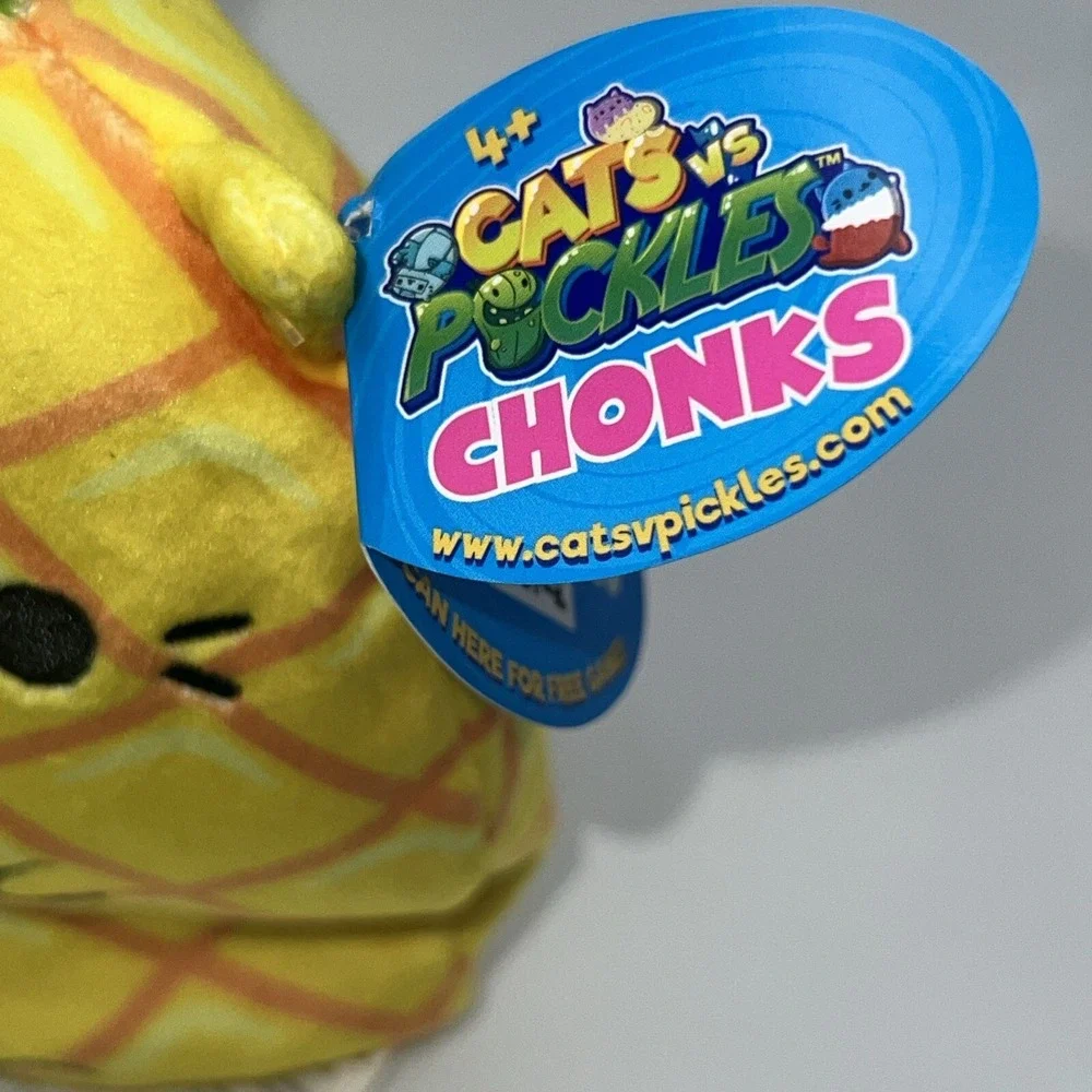 NWT Cats Vs‎ Pickles Chonks 6