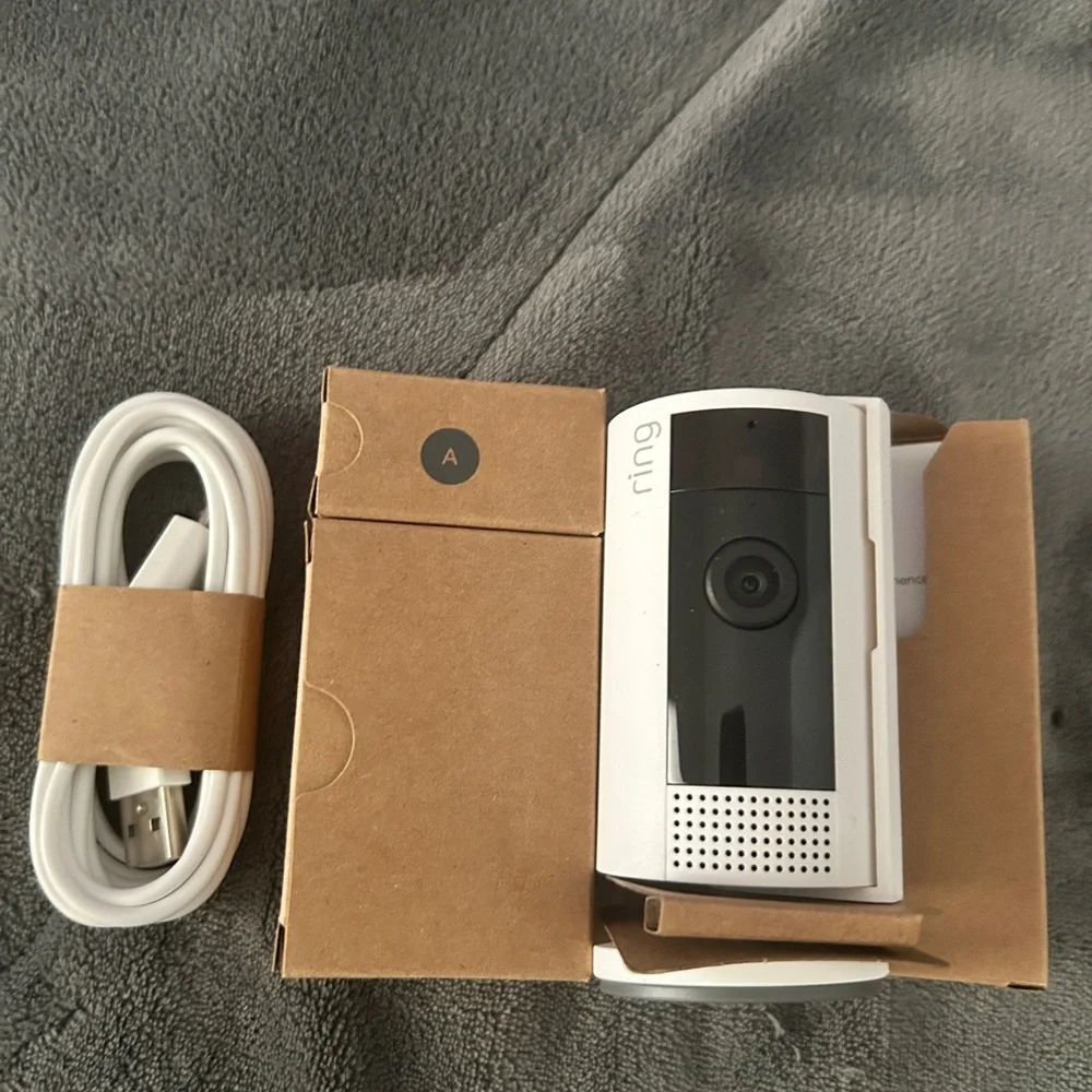 Ring Indoor Camera – 1080 HD, Plug-In