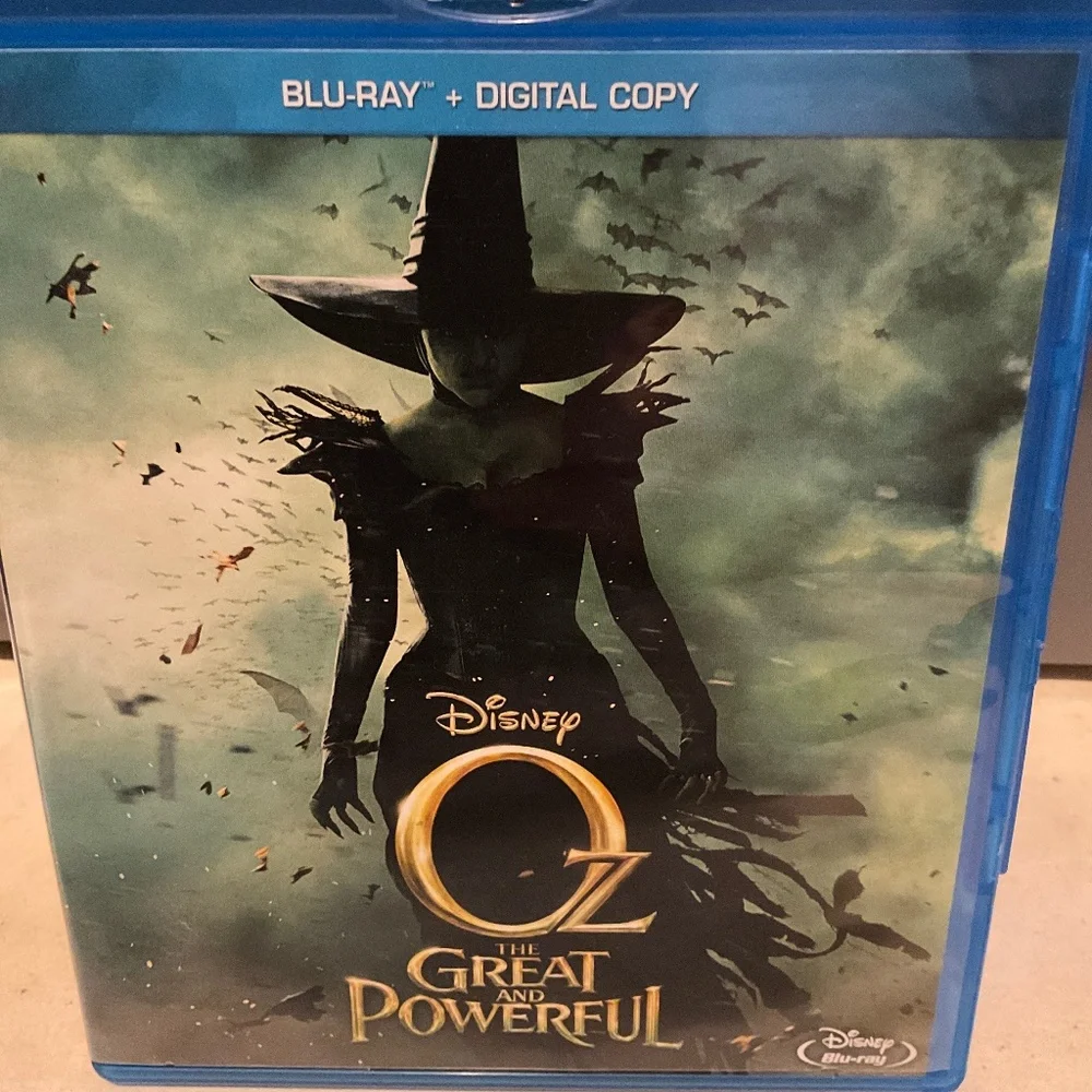 Blu Ray Disc -  OZ the Great and Powerful. V48