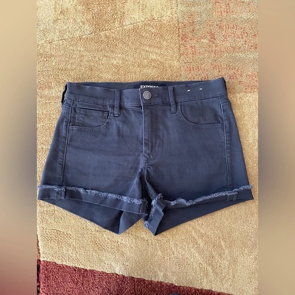 Express Mid-Rise Shorty Stone Gray Cutoff Style Shorts, Stretch + Supersoft