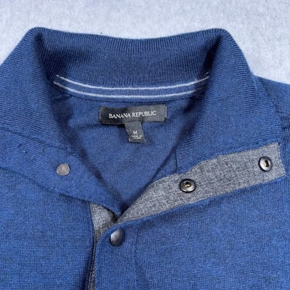 Banana Republic Snap Neck Long Sleeve Sweater Mens Medium Blue Knit Collared