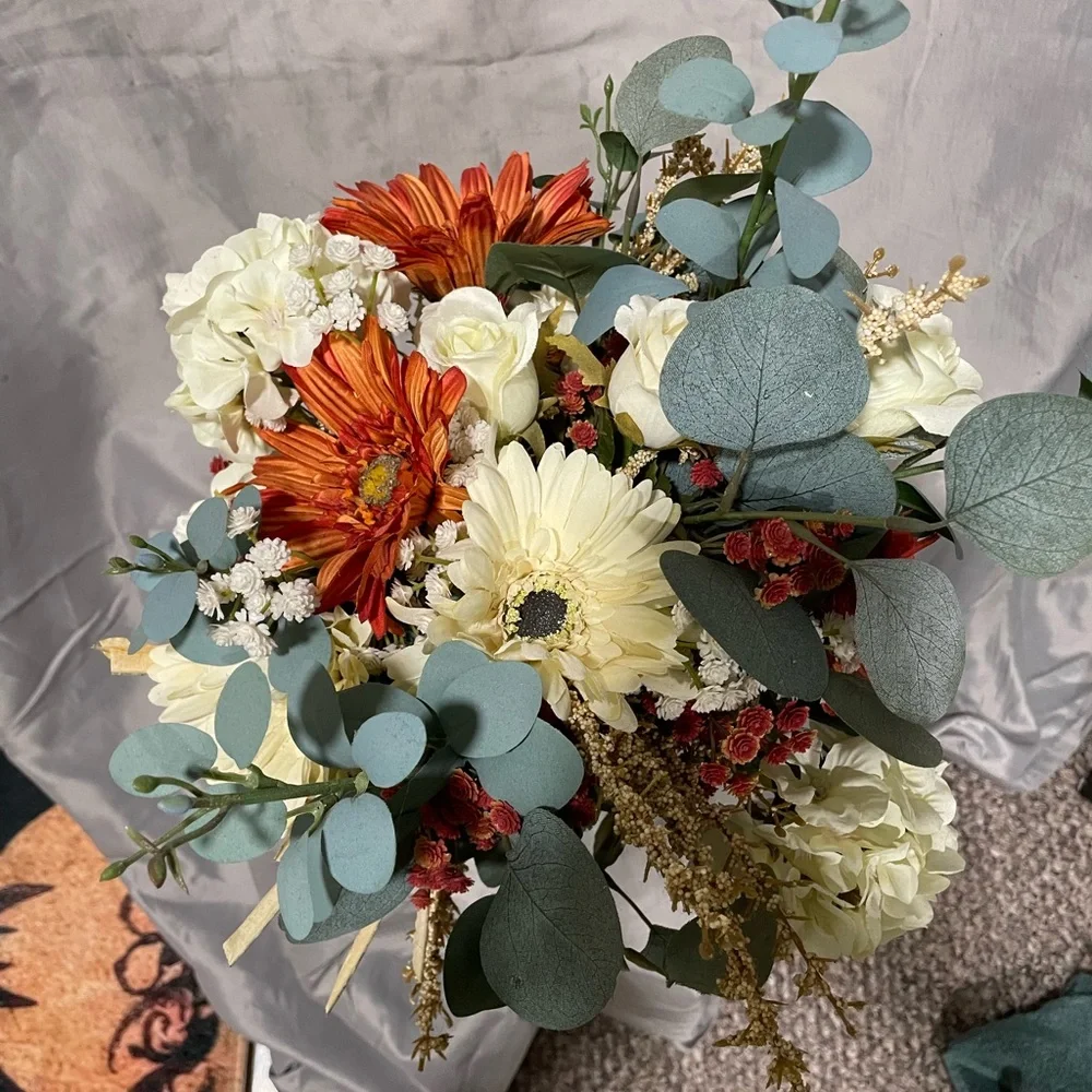 Bluestone Decor arrangement fall