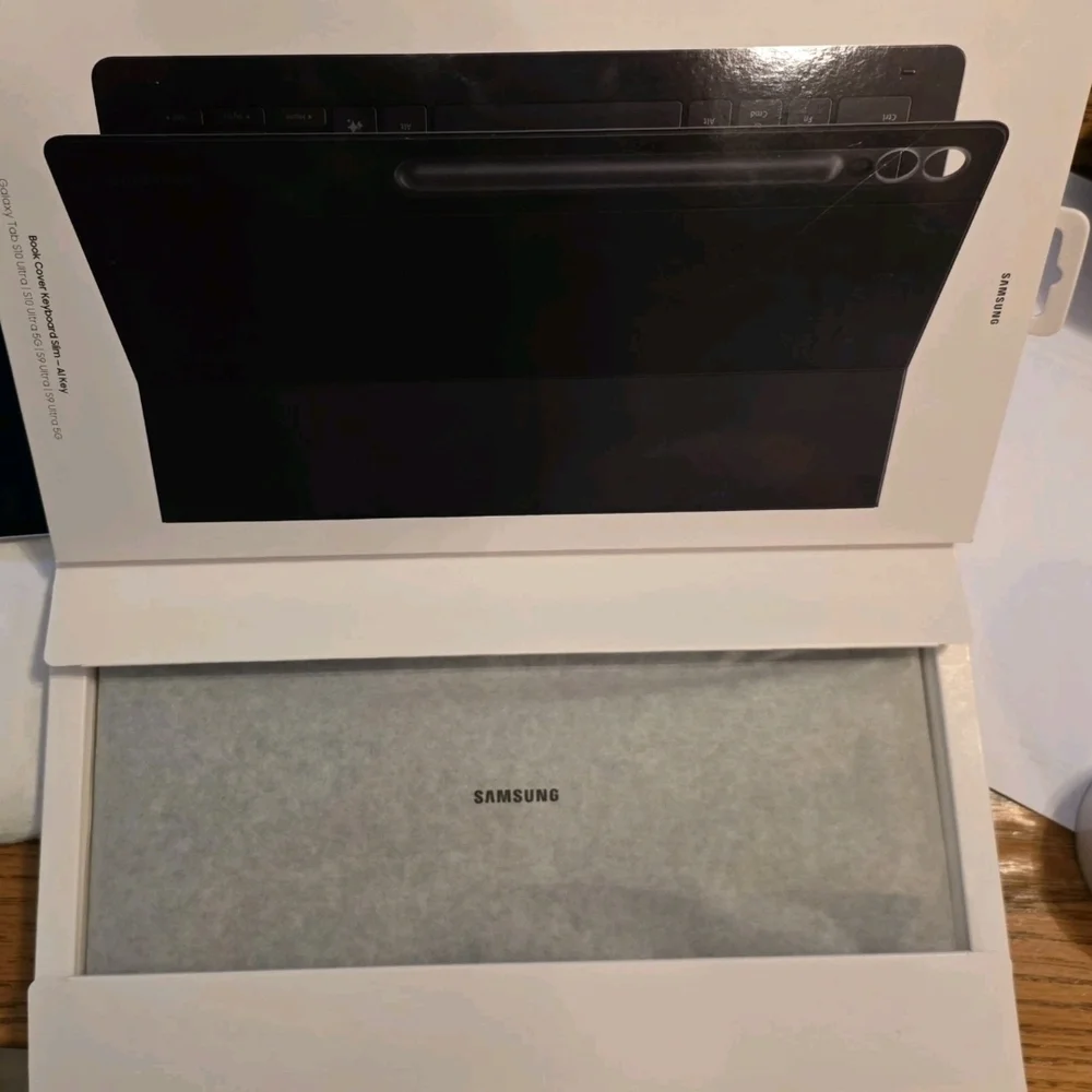 Samsung sleek tablet
