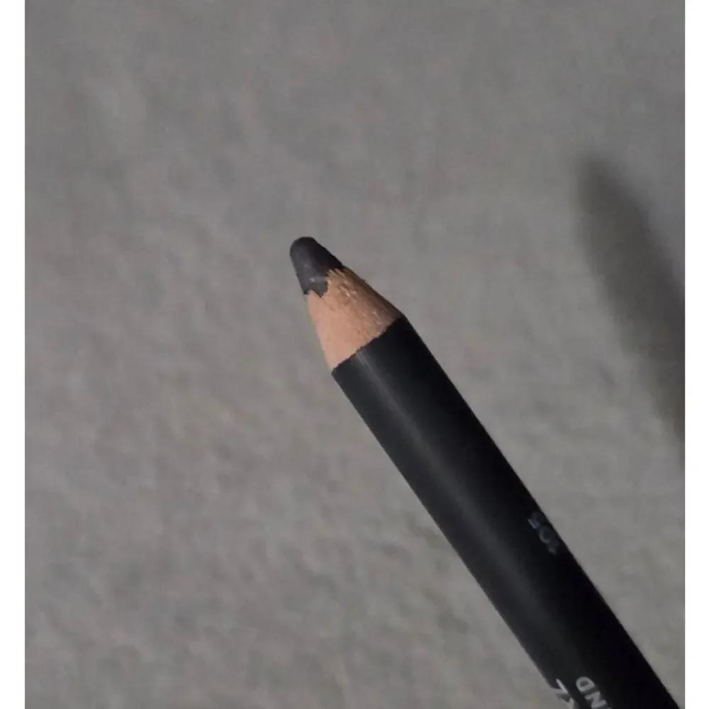 COVERGIRL selling this