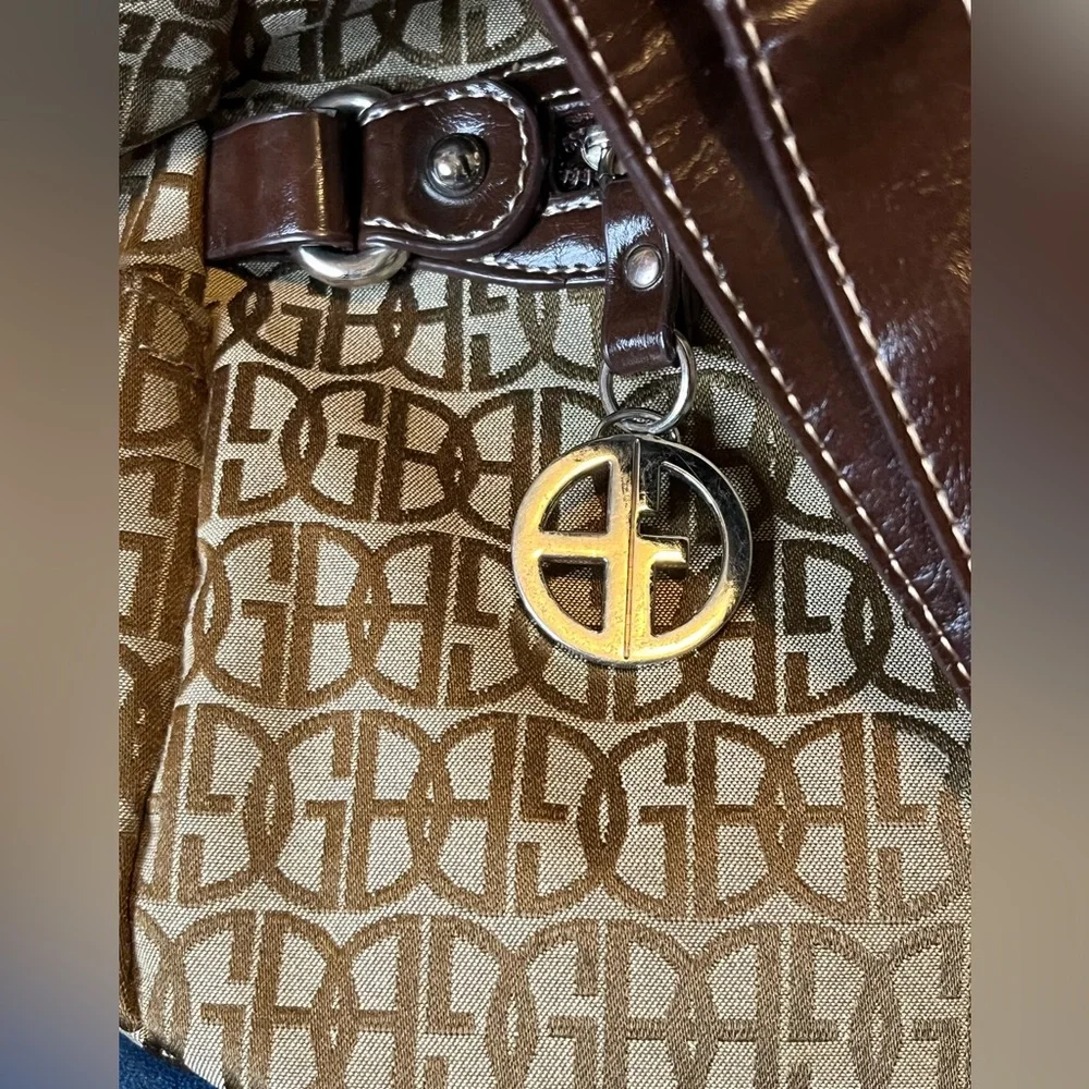 Giani Bernini Camel/Beige Logo monogram Satchel shoulder bag Handbag purse