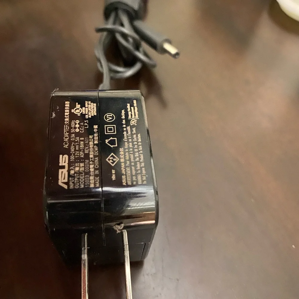 ASUS black charging