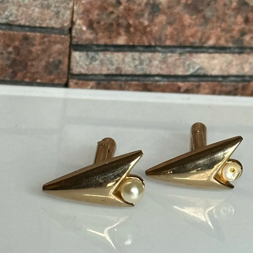 Swank Vintage Paper Airplane Gold Toned Cuff Links With Pearl Accents