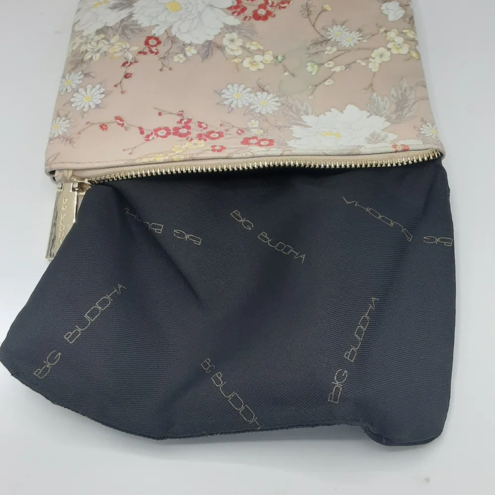 Big Buddha Wild Flowers Floral Cosmetics Travel Bag.