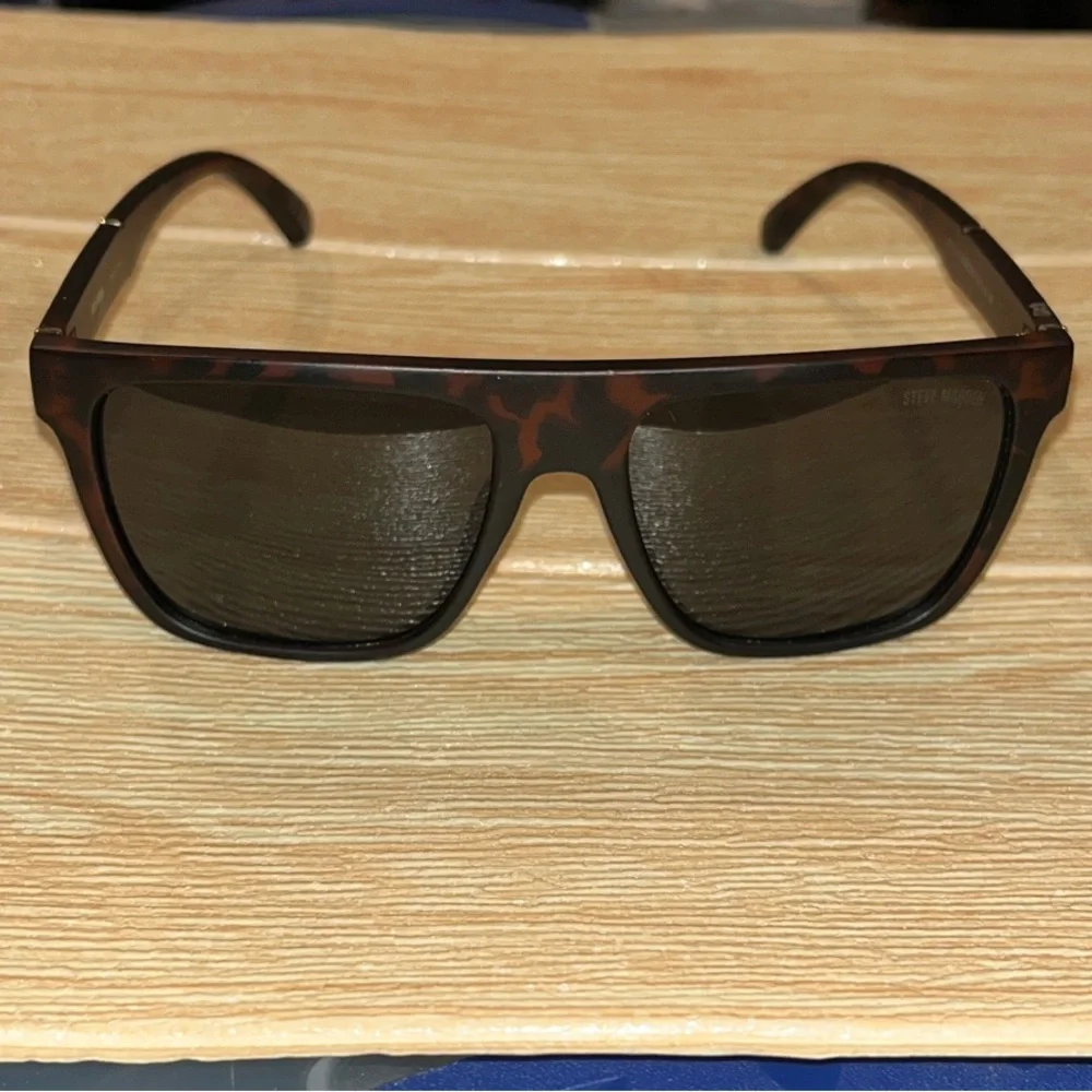 Steve Madden Bosco Tortoise Shell Sunglasses EUC
