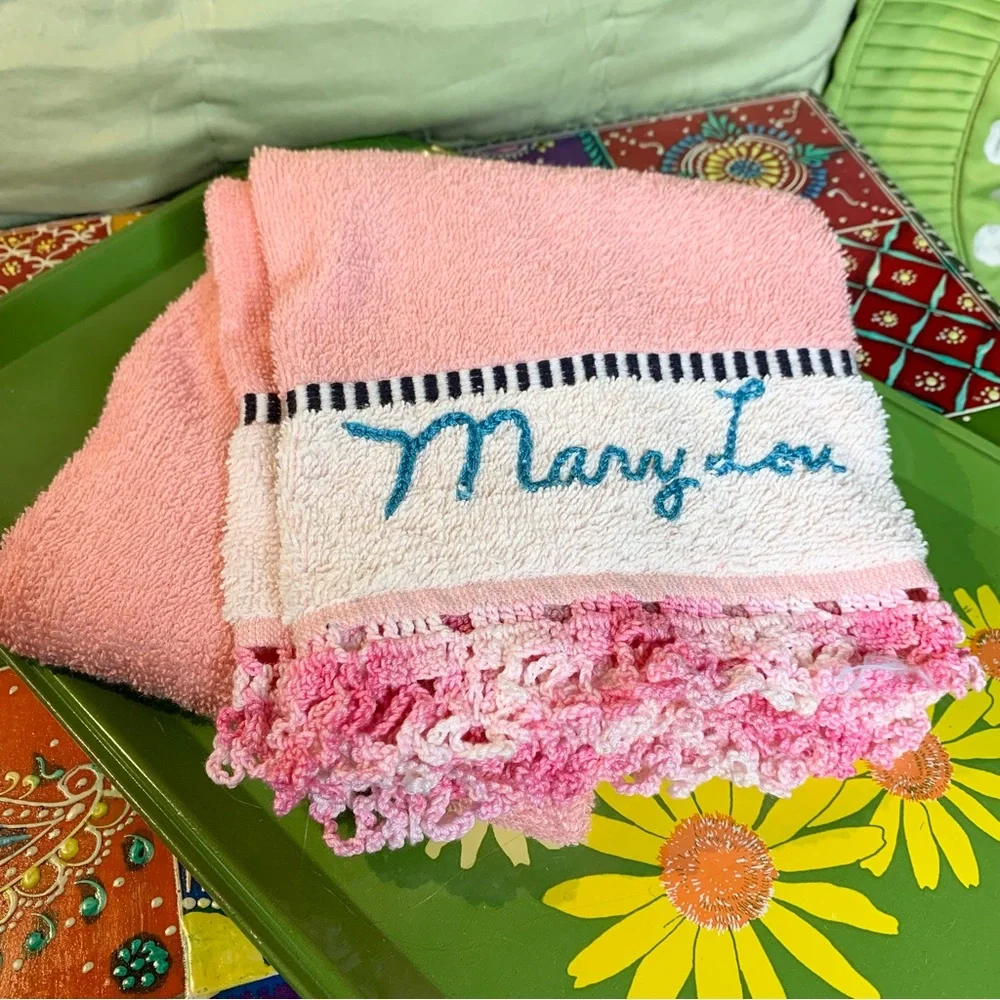 70s “Mary Lou” Embroidered Hand Towel