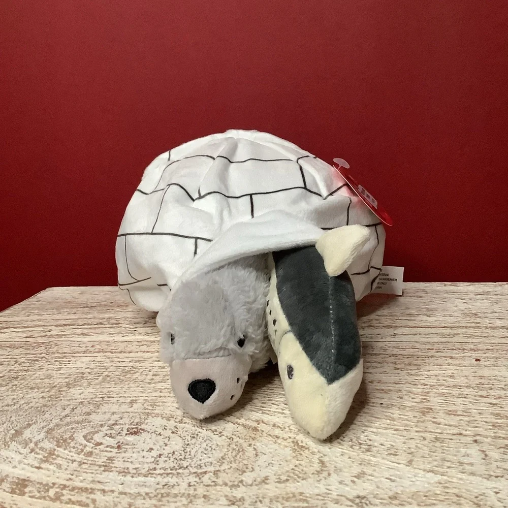 Pet Shoppe igloo dog