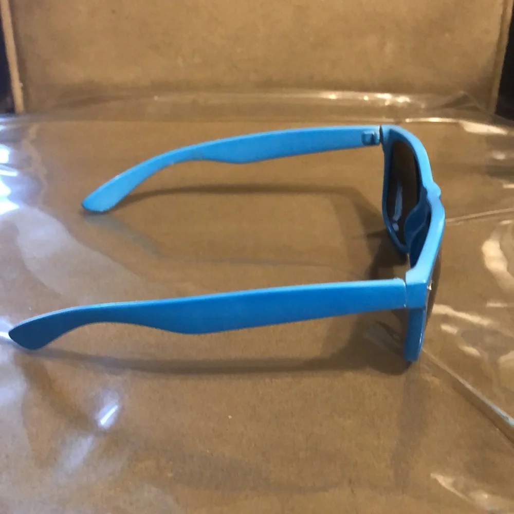 N/A blue mirror