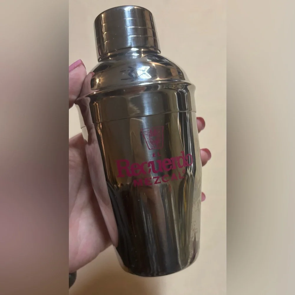 El Recuerdo Mezcal Metal Cocktail Shaker Stainless Steel w/ Recipe 6” Tall
