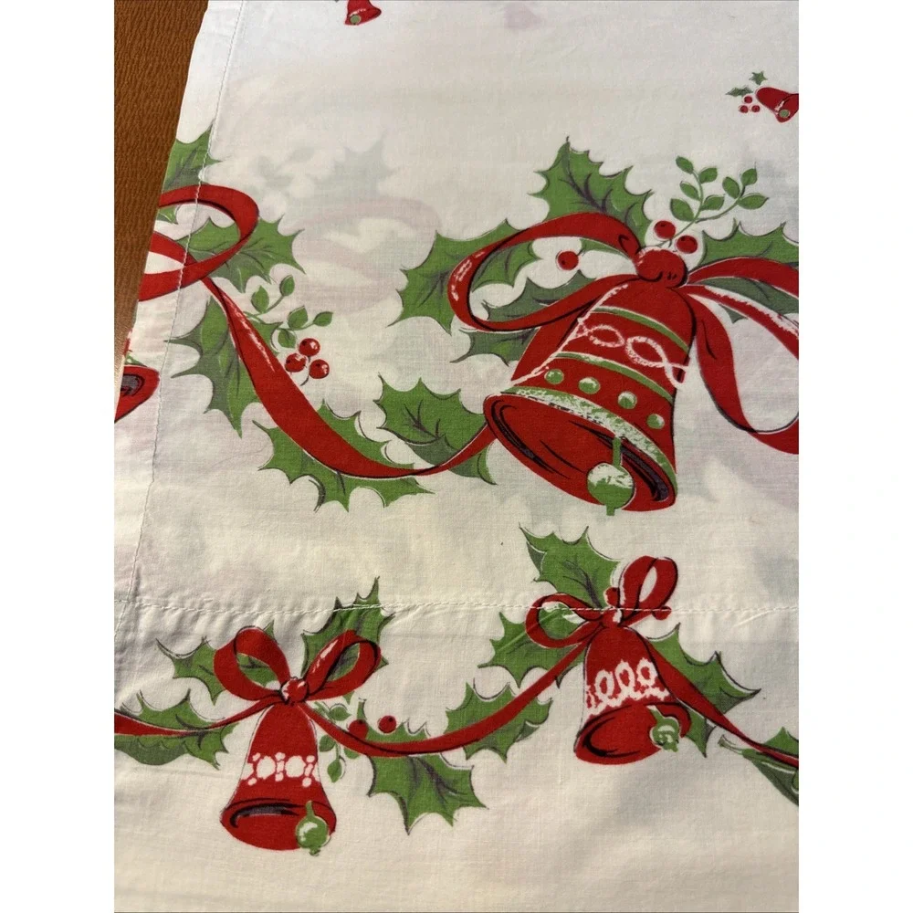 Vtg Rare Set Of 4 Christmmas Bells & Holly Rod Panel Curtains 26
