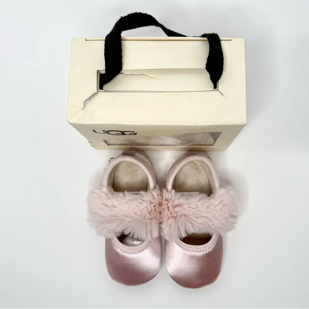 UGG baby light