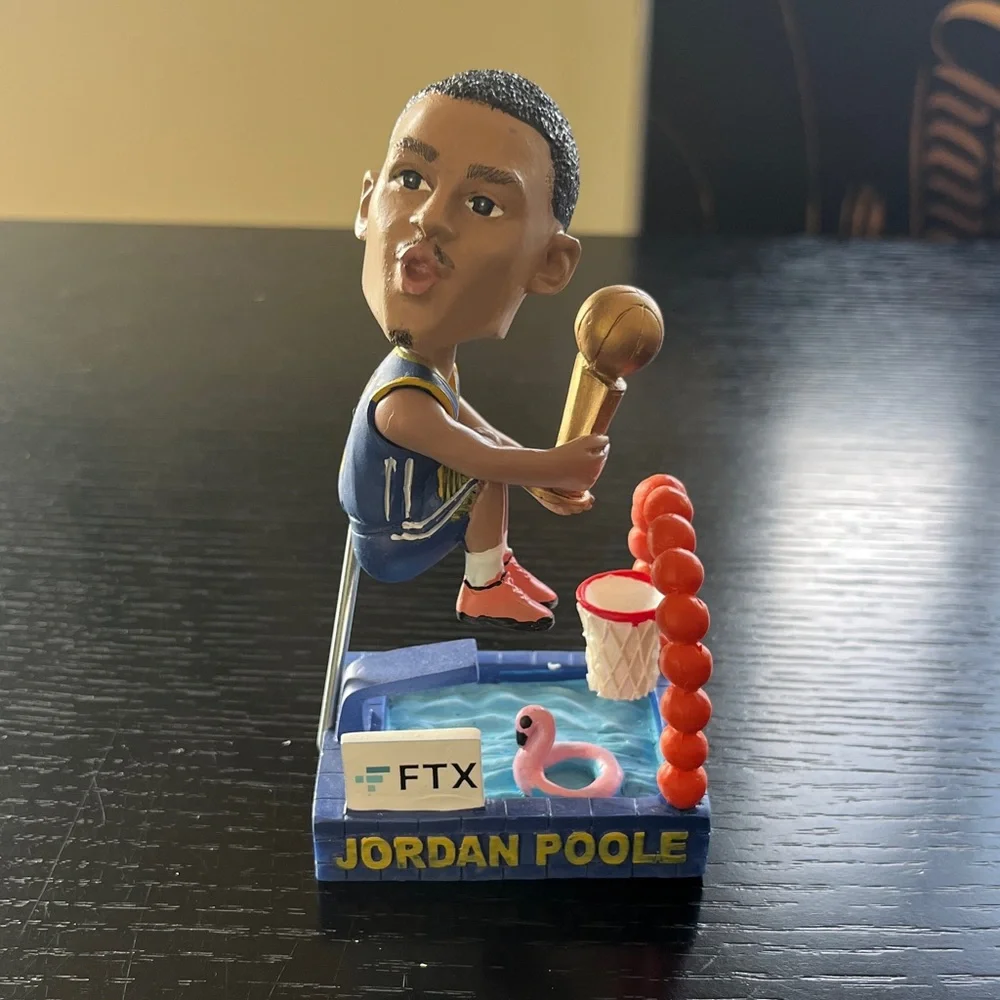 GOLDEN STATE WARRIORS 2021-2022 NBA CHAMPIONS BOBBLEHEAD SET, NIB