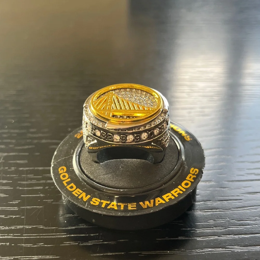 GOLDEN STATE WARRIORS 2021-2022 NBA CHAMPIONS BOBBLEHEAD SET, NIB