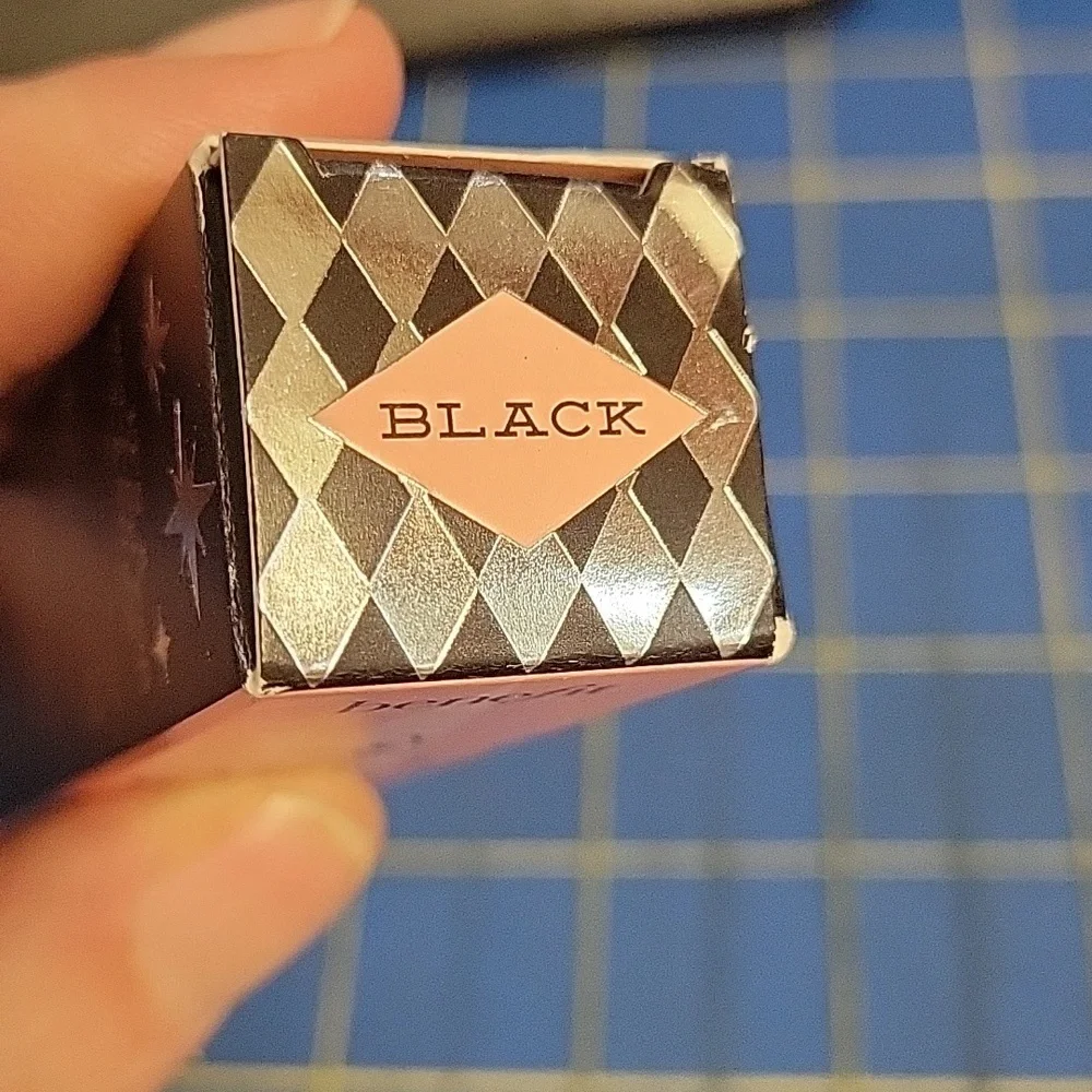 Benefit black roller 862