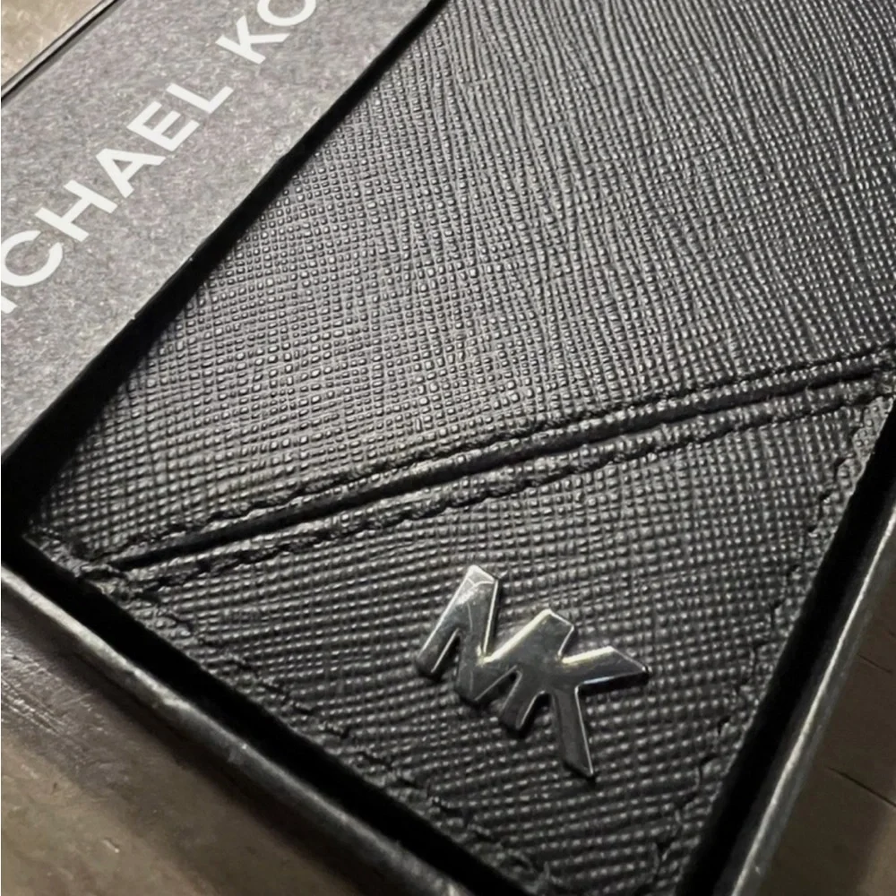 Michael Kors mk black