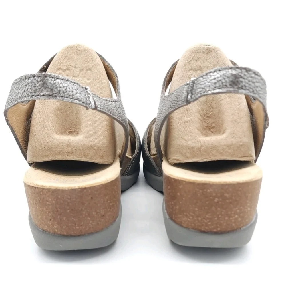 Dansko Marcy Metallic Pewter Wedge Slingback Sandals Size EU 40 US 9.5/10