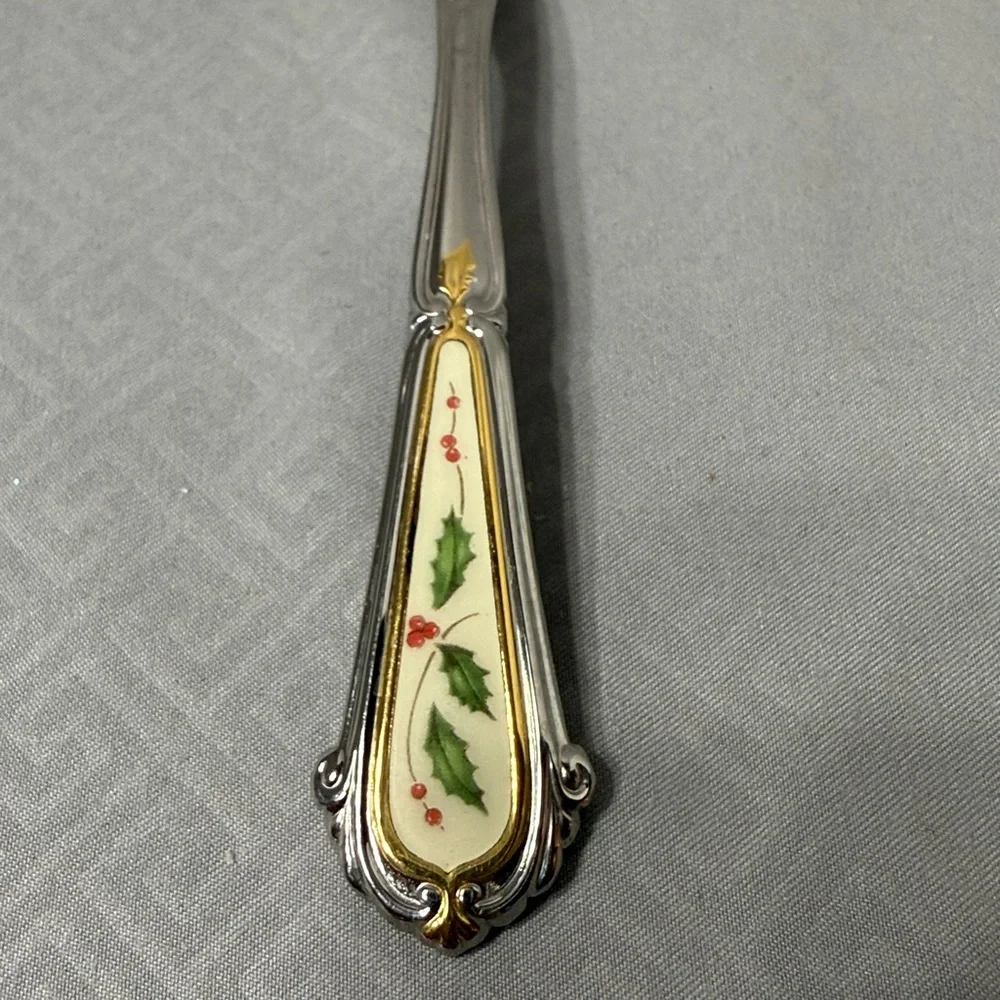 Lenox Holiday Holly Berry Stainless Steel Scalloped Shell Sugar Spoon Vtg Japan