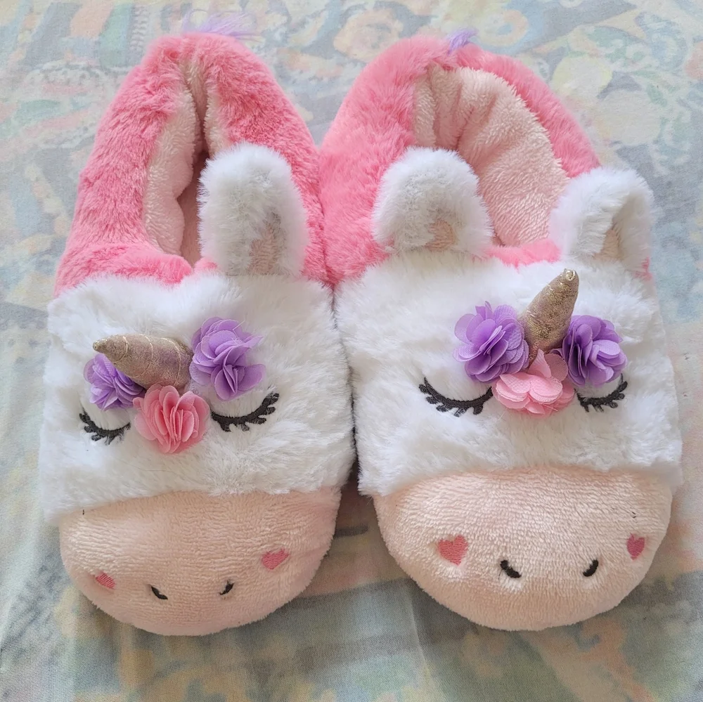 Girls Unicorn Slippers Size 4-5