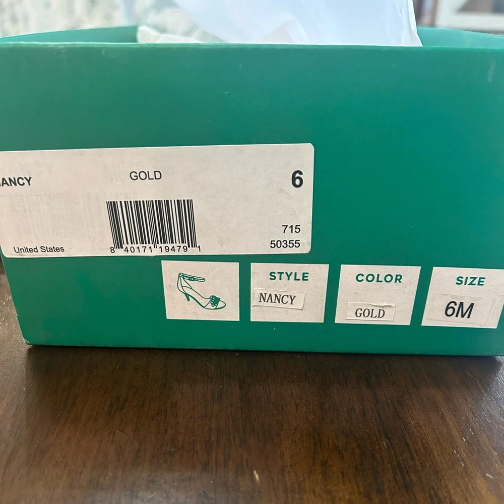 Lauren Lorraine perfect heels box