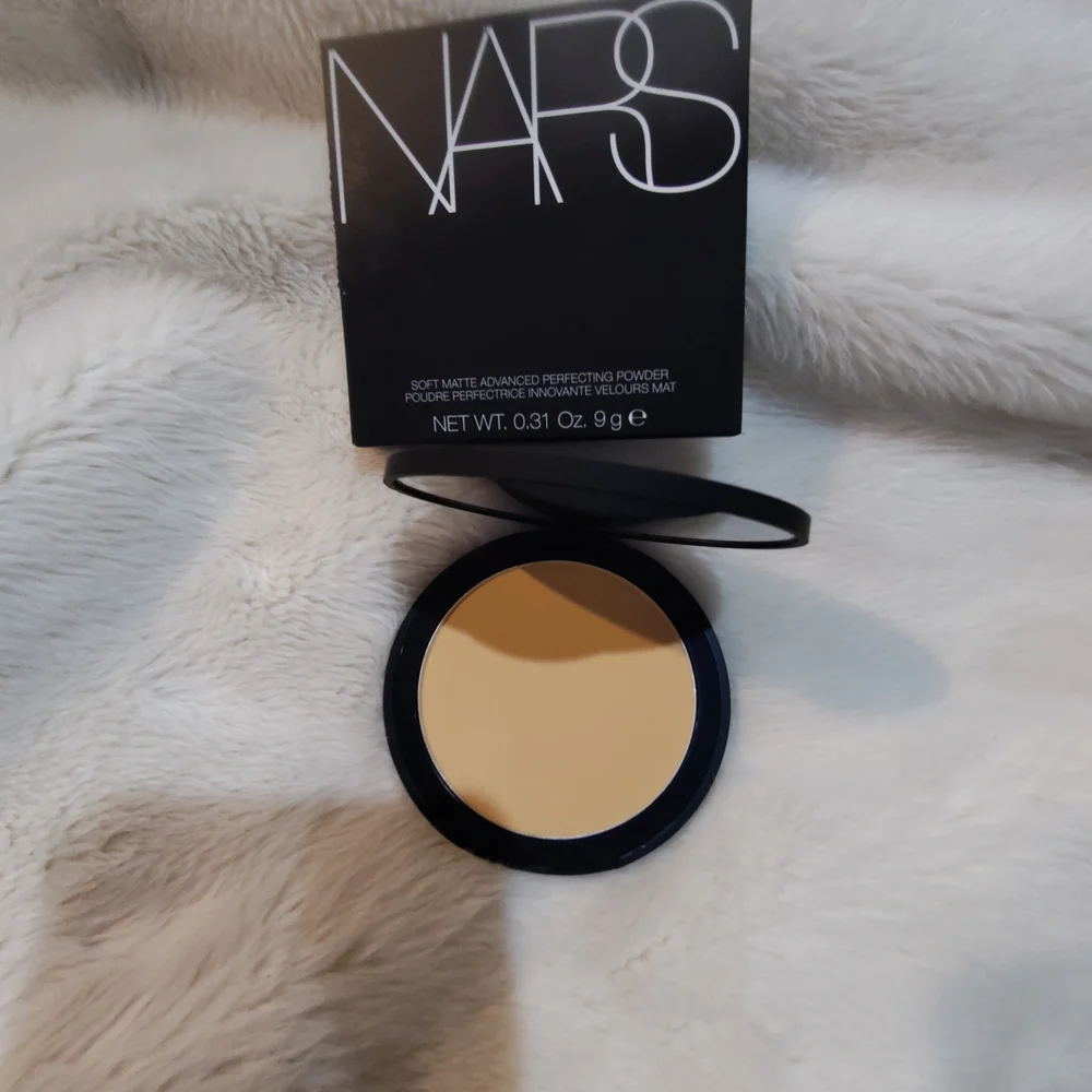 NIB NARS Soft Matte Perfecting Powder