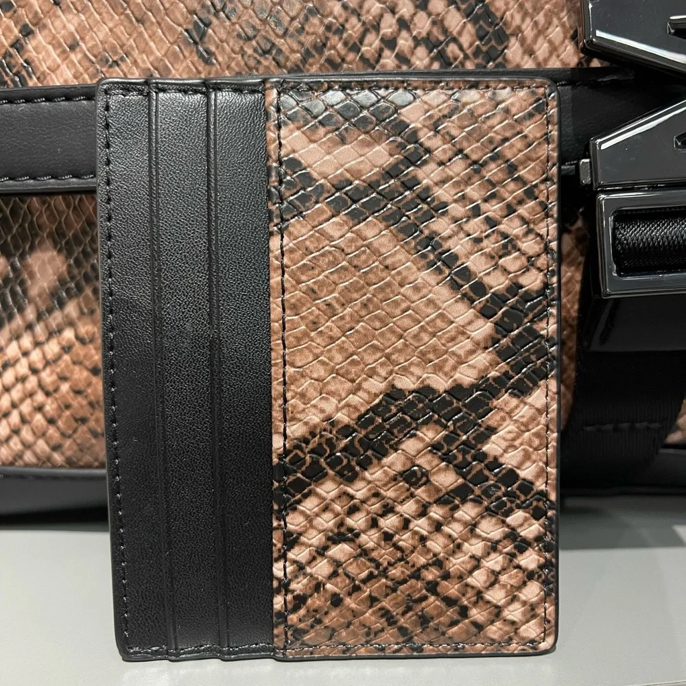 Cyrus michael kors