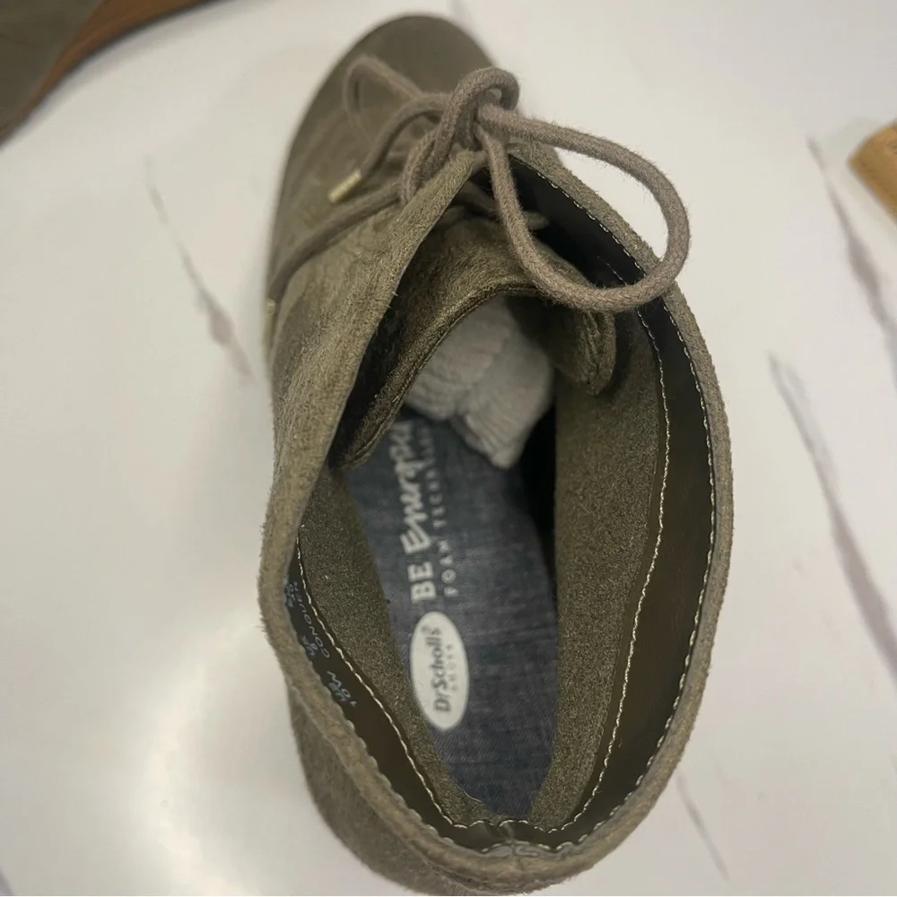Dr. Scholls stylish olive