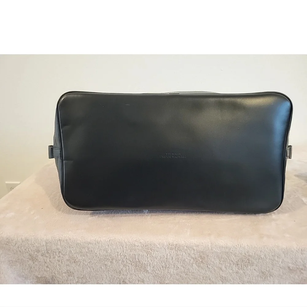 Dooney & Bourke sleek quality