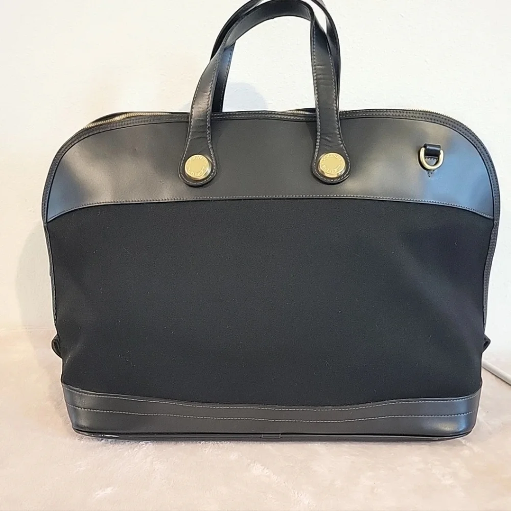 Dooney & Bourke functionality occasion
