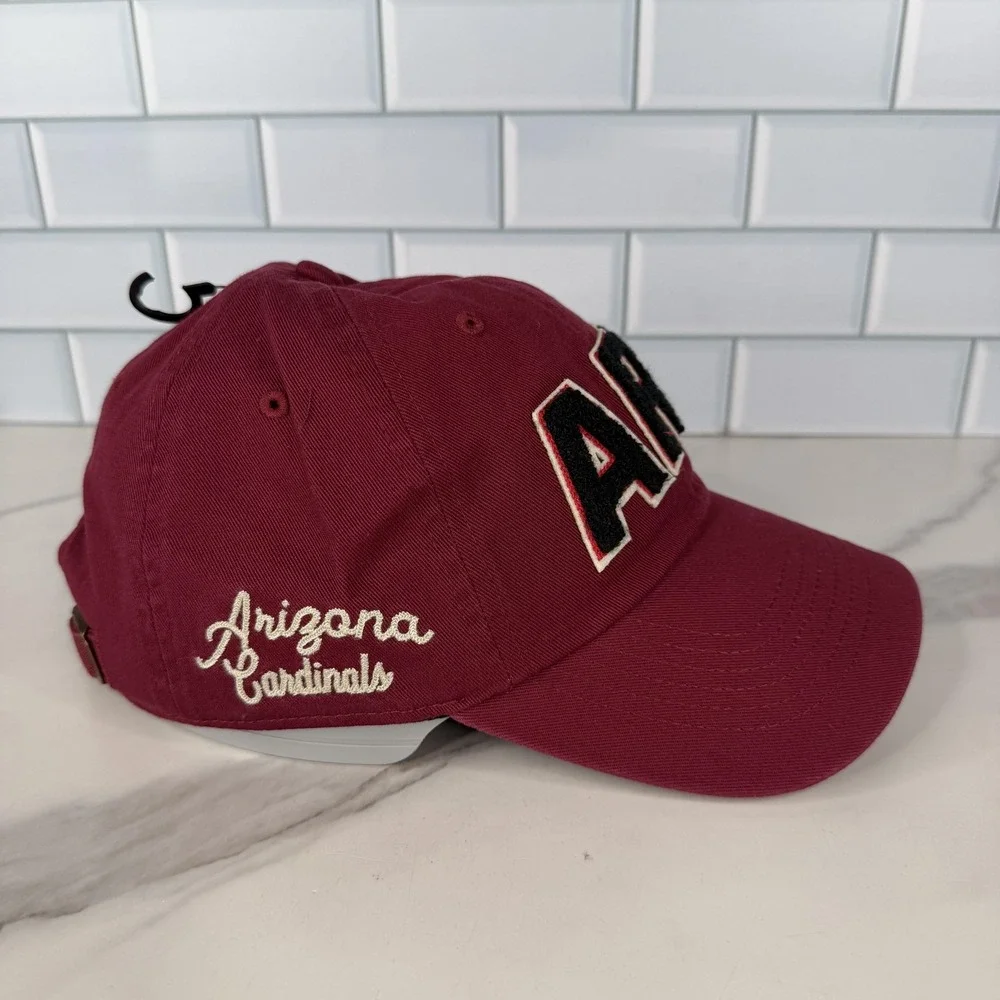 Arizona Cardinals Hat Cap Strap Back Womens One Size Red Football 47 Clean Up