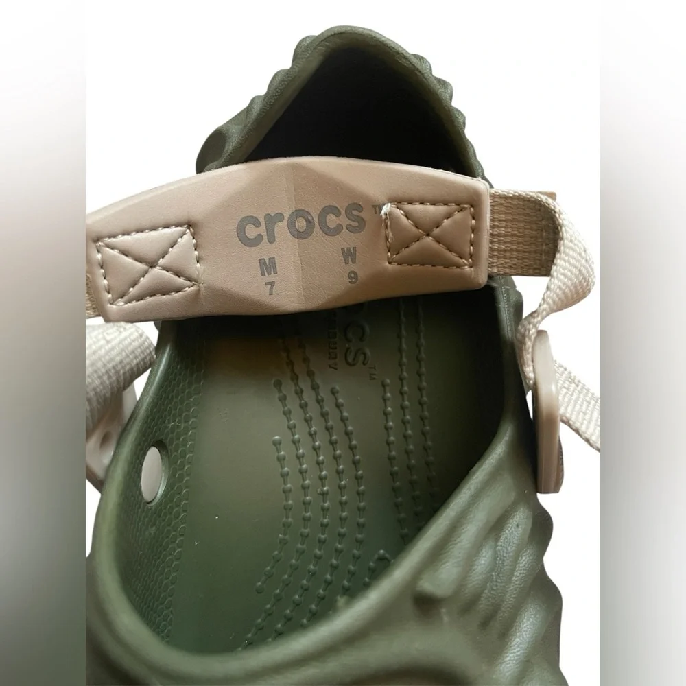 🔥 Crocs Pollex Clog by Salehe Bembury – Army Green (W9 / M7)