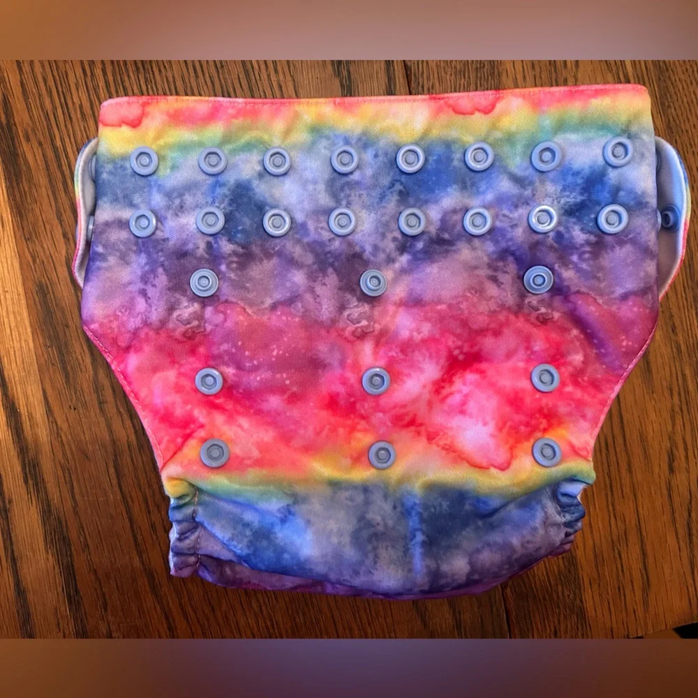 Colorful Kids Cloth Diaper Cover Set/4. (Value of 31 on website)Like new. Easy !