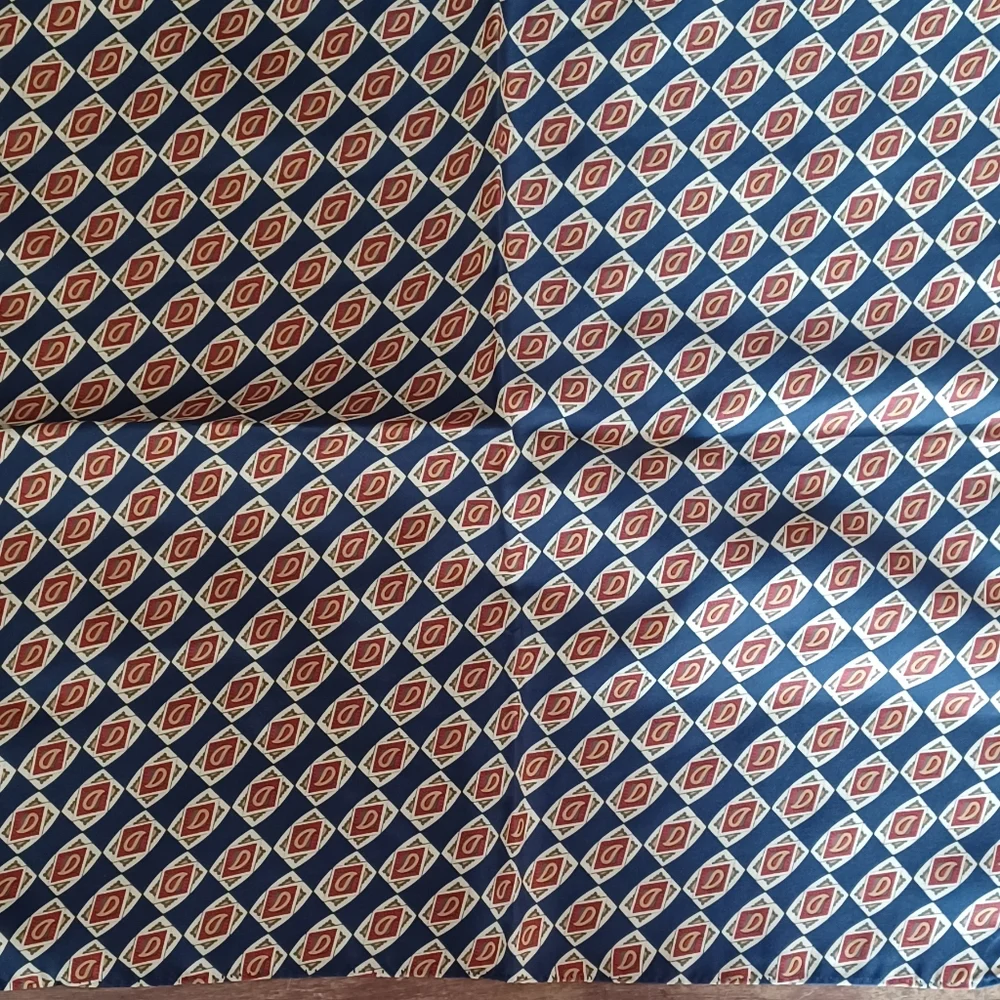 R. Hanauer Men's Designer silk pocket scarf