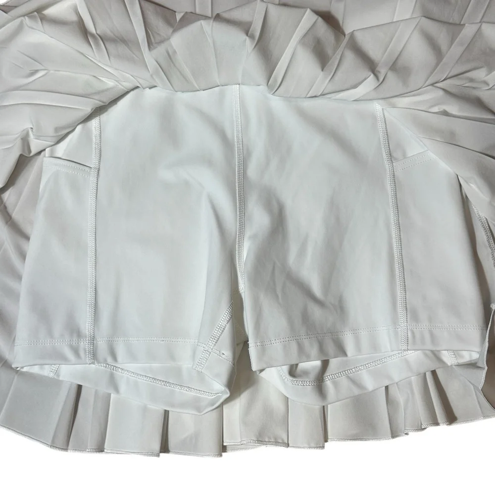Aritzia tried but