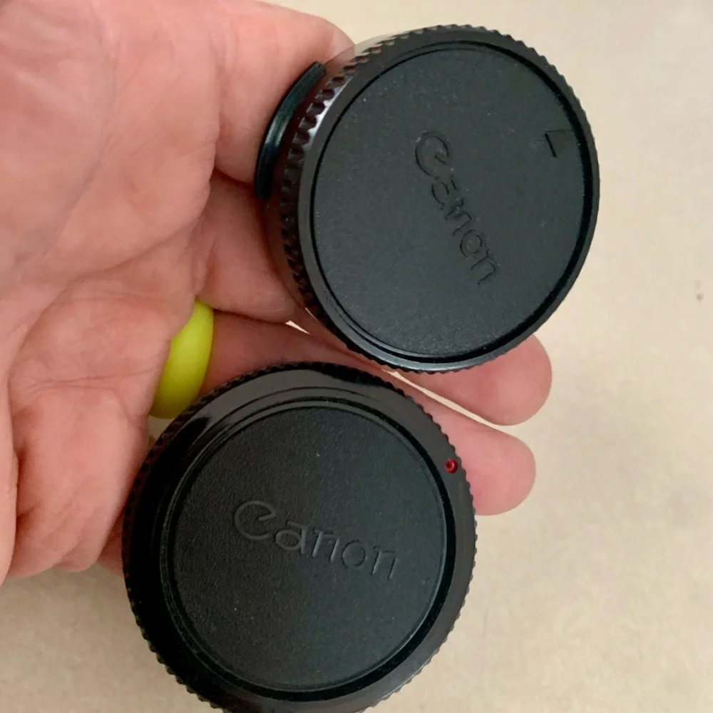 Canon both caps