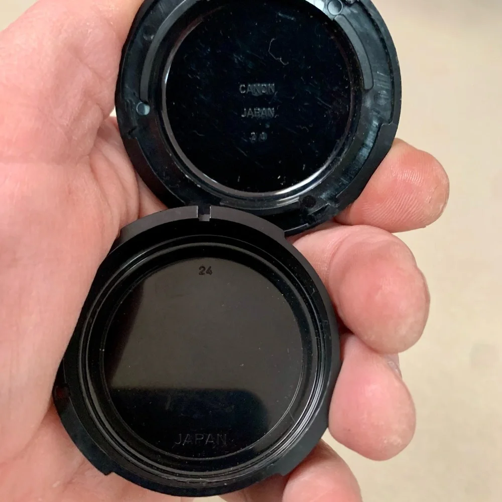 Canon both caps
