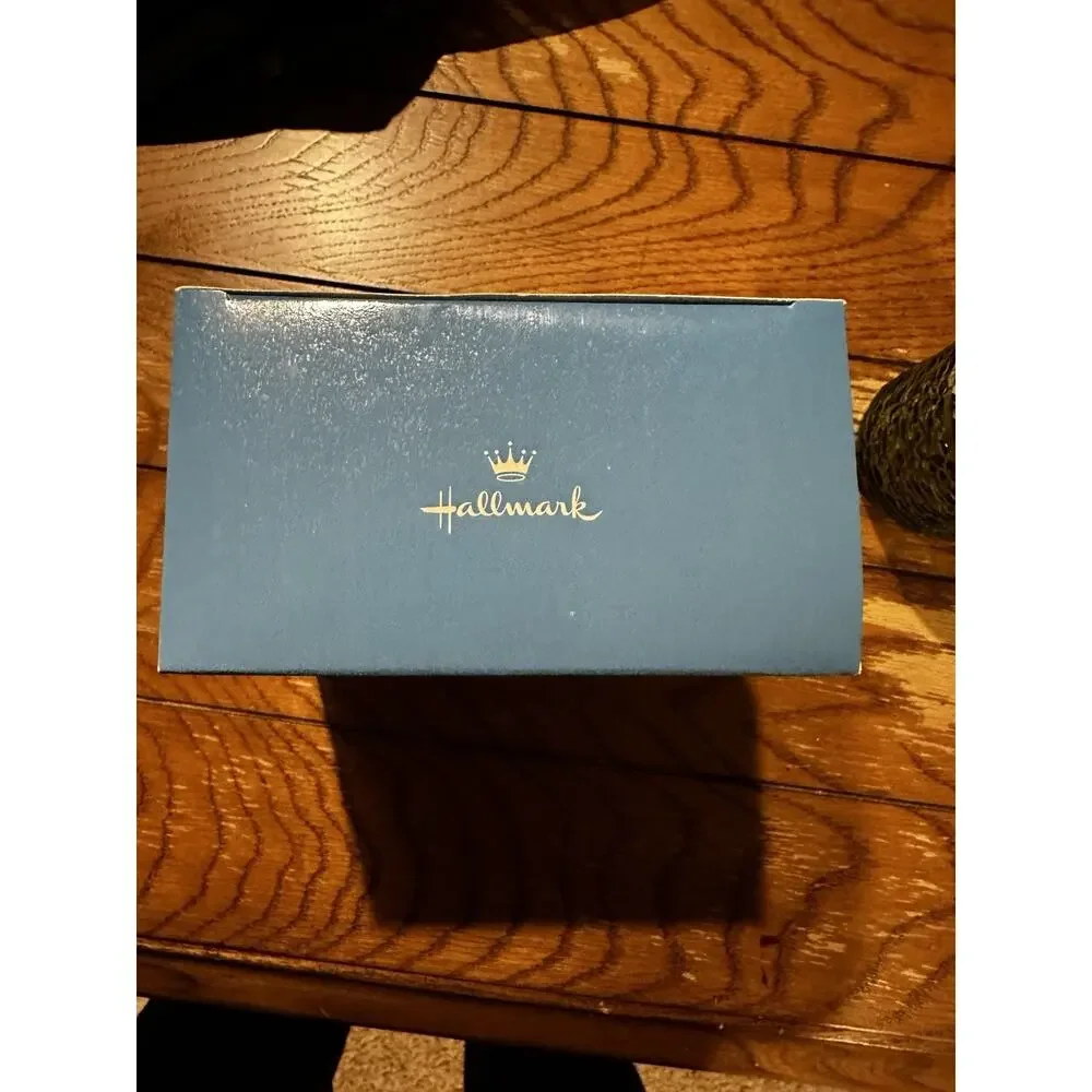 Hallmark vintage musical